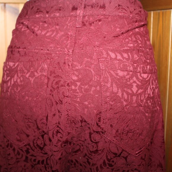 Torrid Embossed Plus Size Jeans Burgundy Size 22W - Picture 7 of 10
